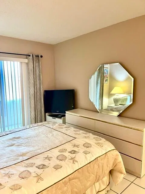  Unit 104 photo 10