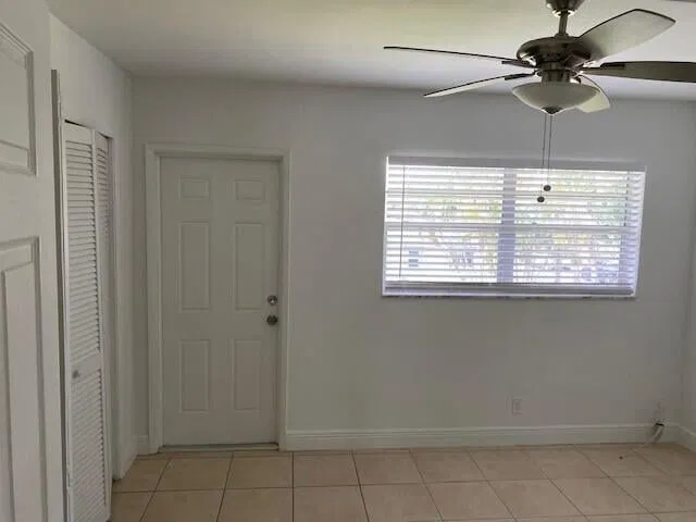 Unit 204 photo 17