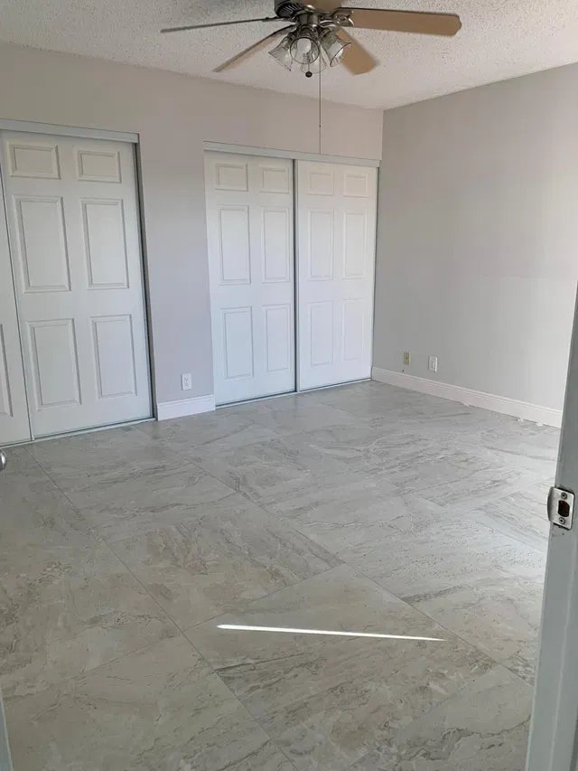  Residence photo 8