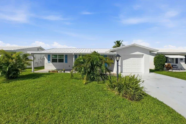 Residence photo 3