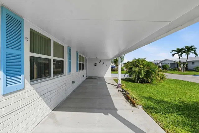 Residence photo 5