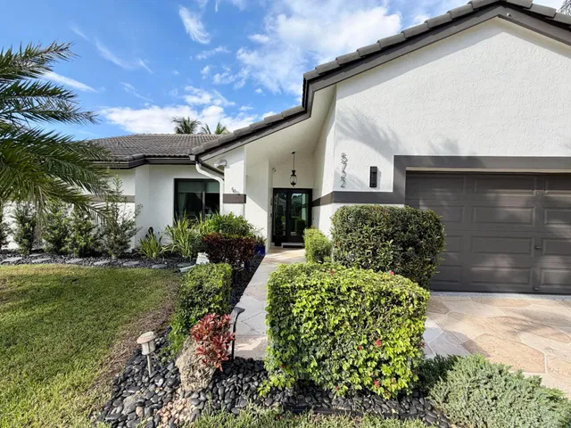  Residence photo 4
