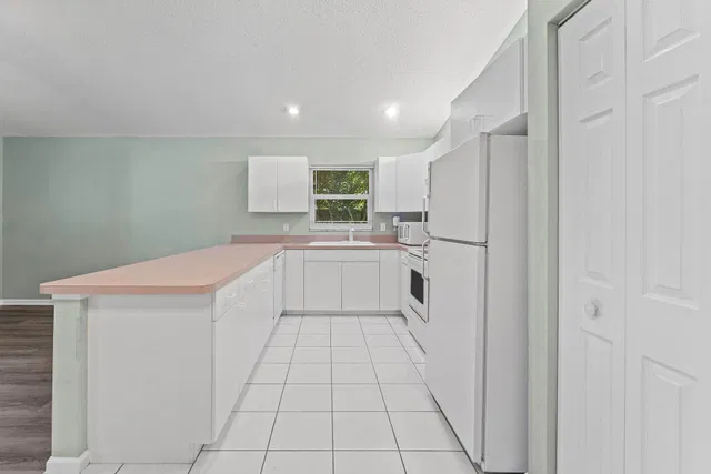 Residence photo 6