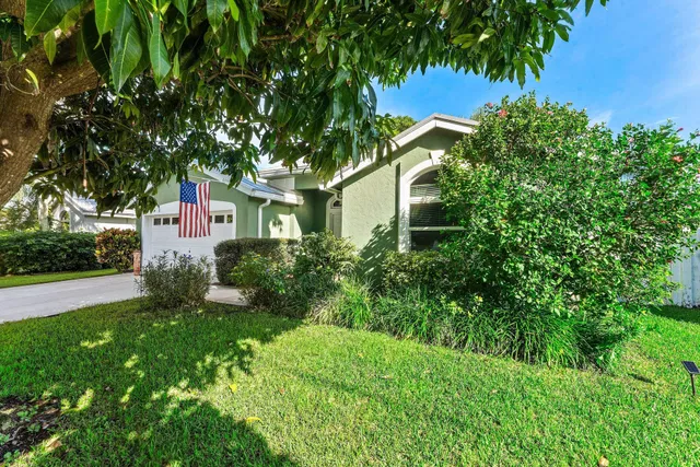 Residence photo 9