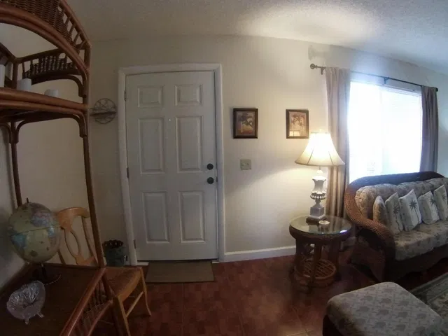  Residence photo 5