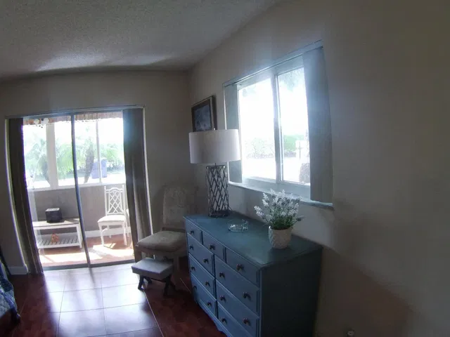  Residence photo 21