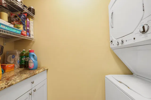 Residence photo 26