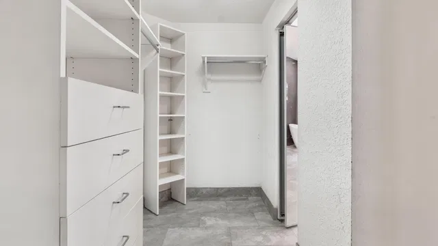 Residence photo 22