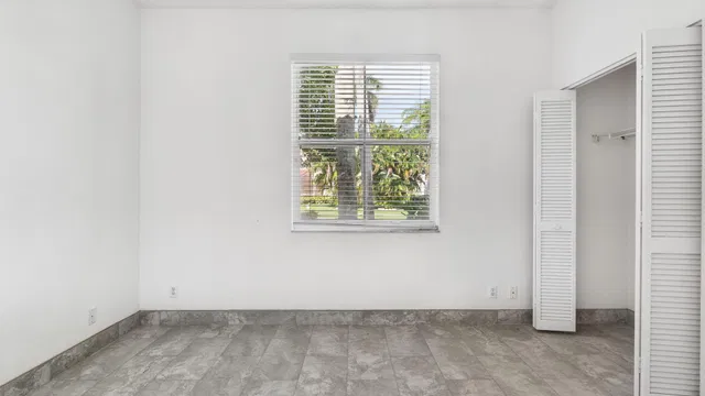 Residence photo 32