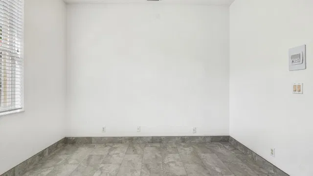 Residence photo 36