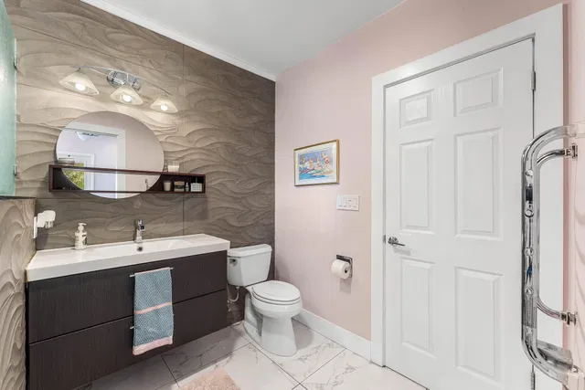 Residence photo 16