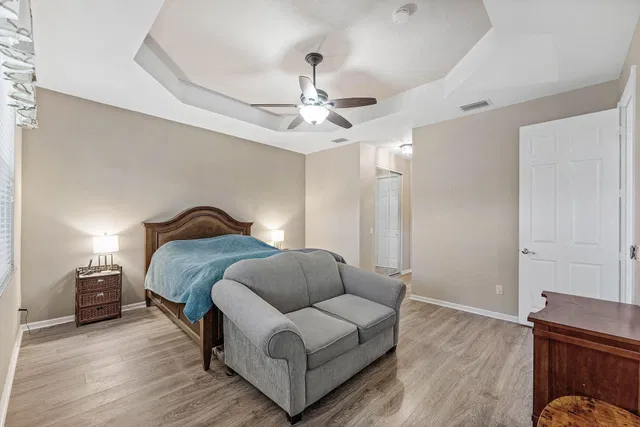 Residence photo 32