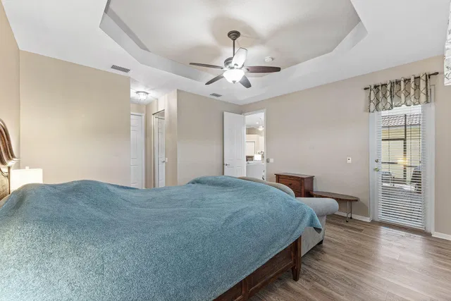 Residence photo 33