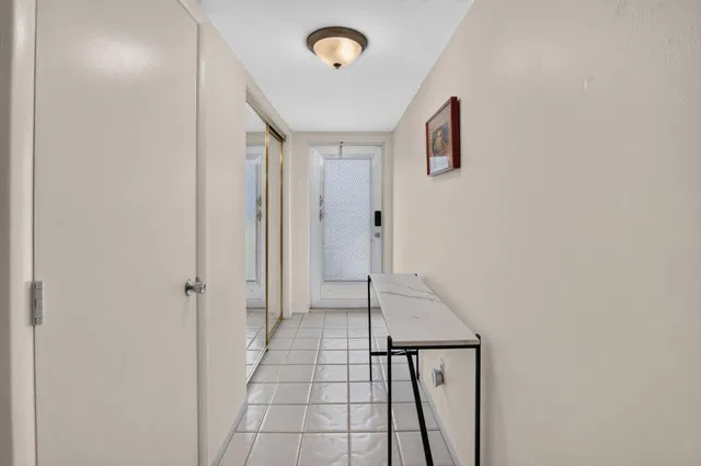 Unit 211 photo 2