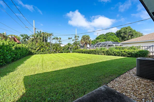 Residence photo 13