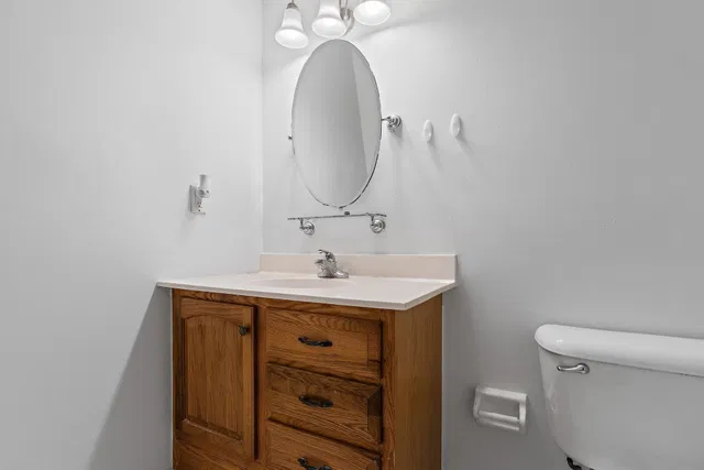 Unit 204 photo 15