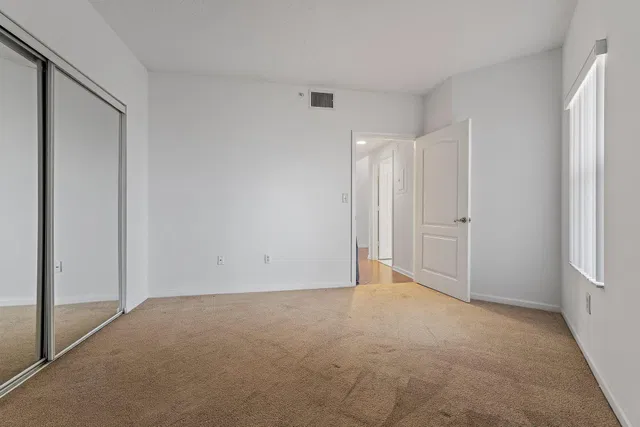 Unit 204 photo 18