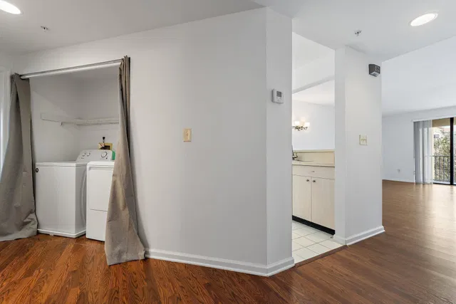 Unit 204 photo 27