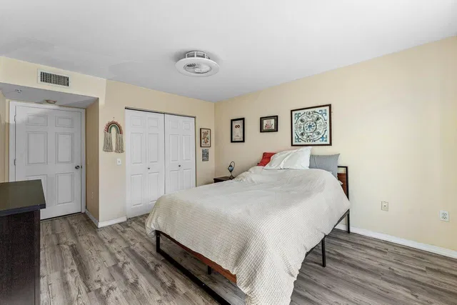  Residence photo 16