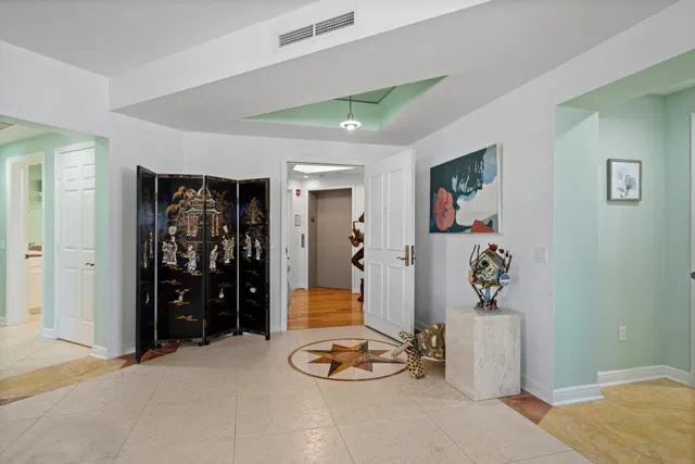 Unit 104 photo 12