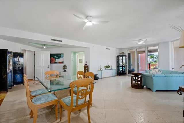 Unit 104 photo 16
