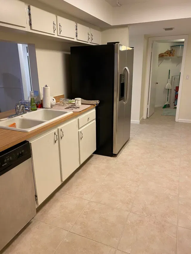  Unit 103 photo 11