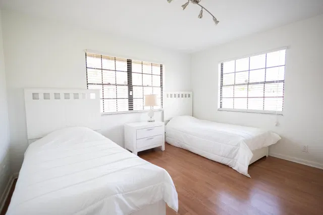 Residence photo 11