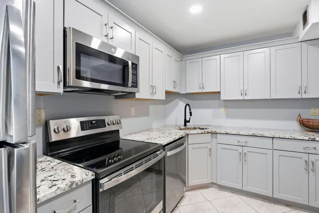 Boca Raton Unit 312 photo 2