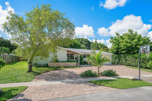 Residence photo 3