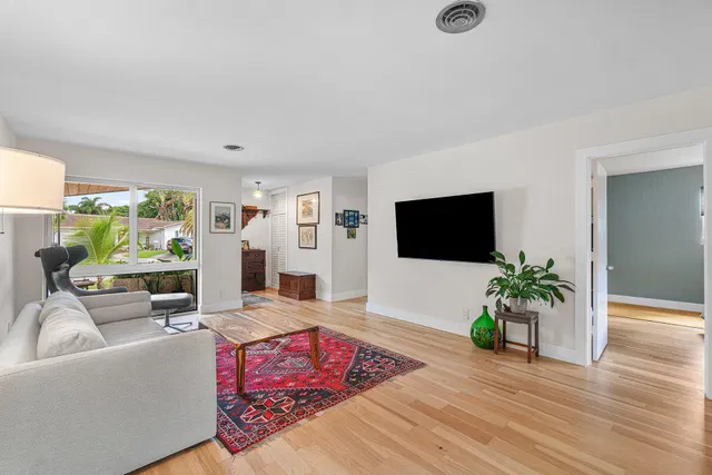 Residence photo 8