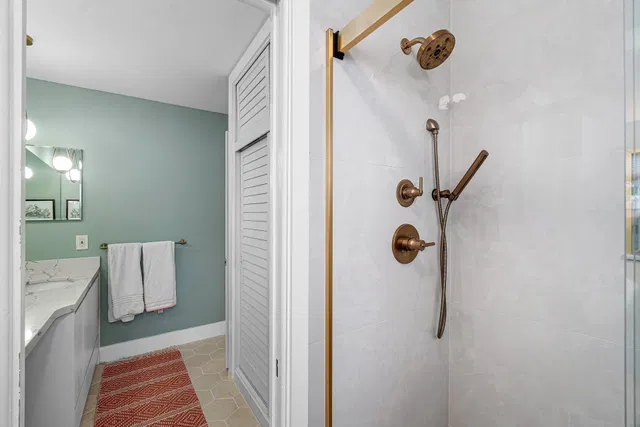 Residence photo 32