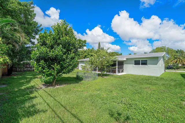 Residence photo 38