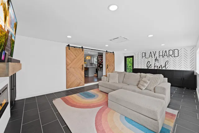 Residence photo 15