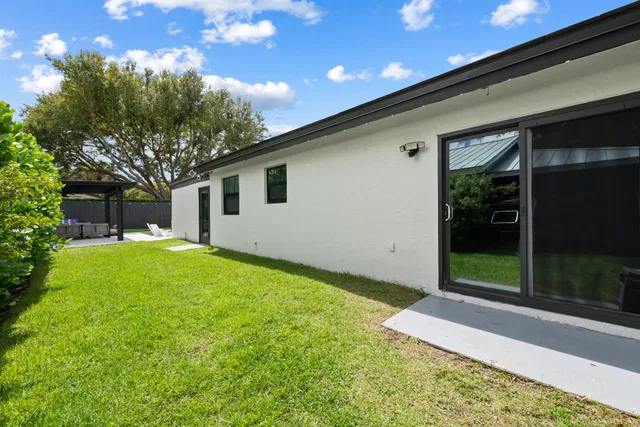 Residence photo 33