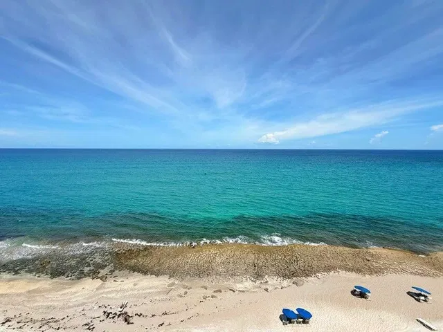 Singer Island Unit 1-1404 photo 2