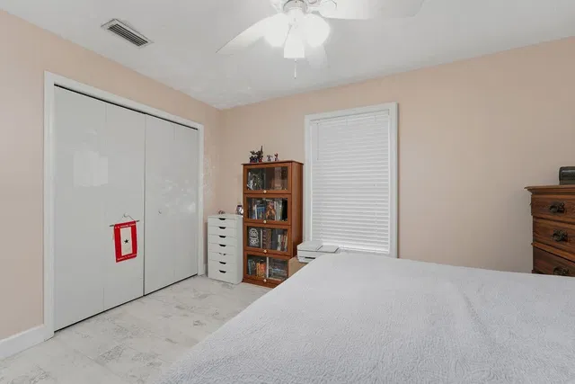Residence photo 16