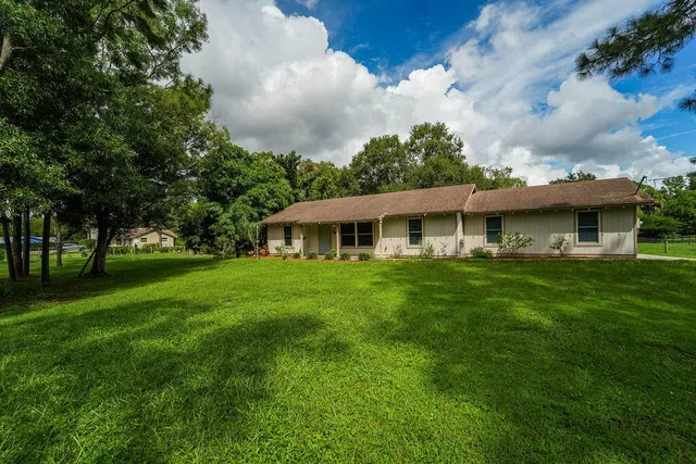 Residence photo 33