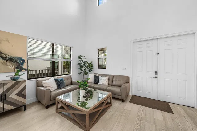 Residence photo 7