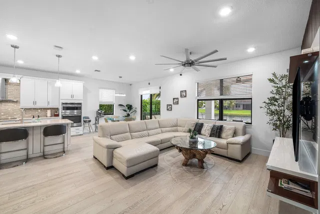 Residence photo 10