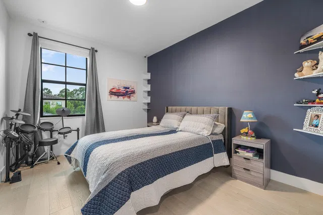 Residence photo 44