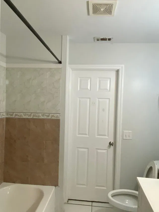 Unit 22 photo 6
