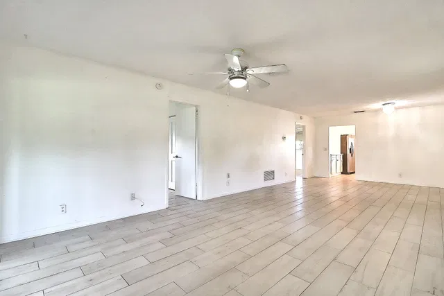  Residence photo 7