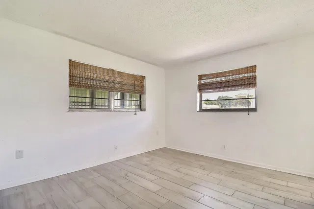  Residence photo 19