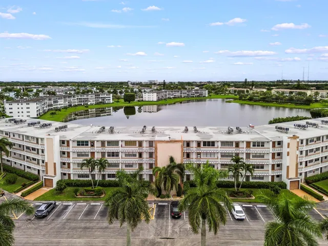  Residence photo 18