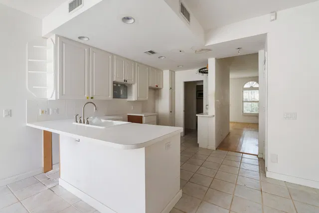 Charleston Court at Abacoa Residence photo 6