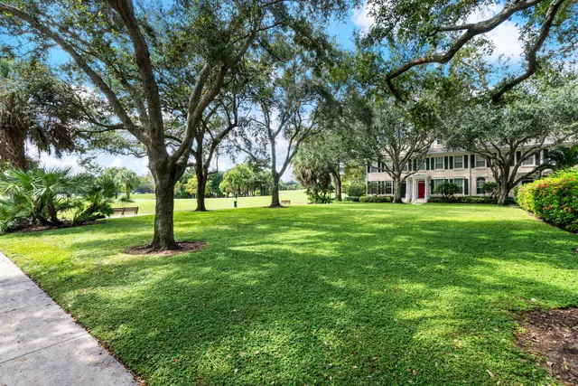 Charleston Court at Abacoa Residence photo 37