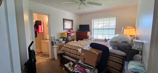 Unit 5-70 photo 10