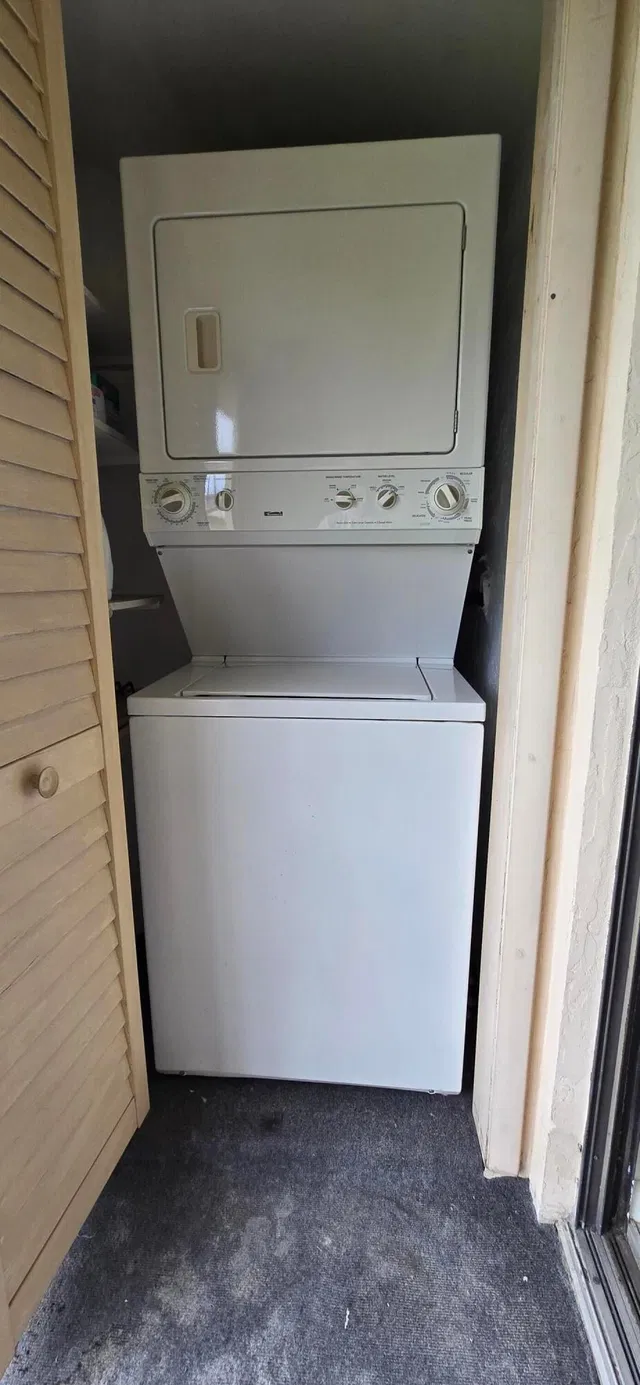 Unit 5-70 photo 14