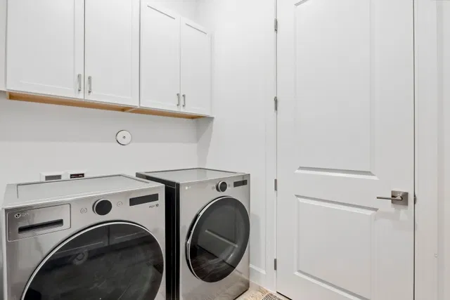 Residence photo 30