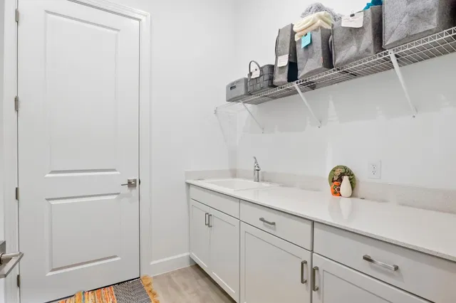 Residence photo 31